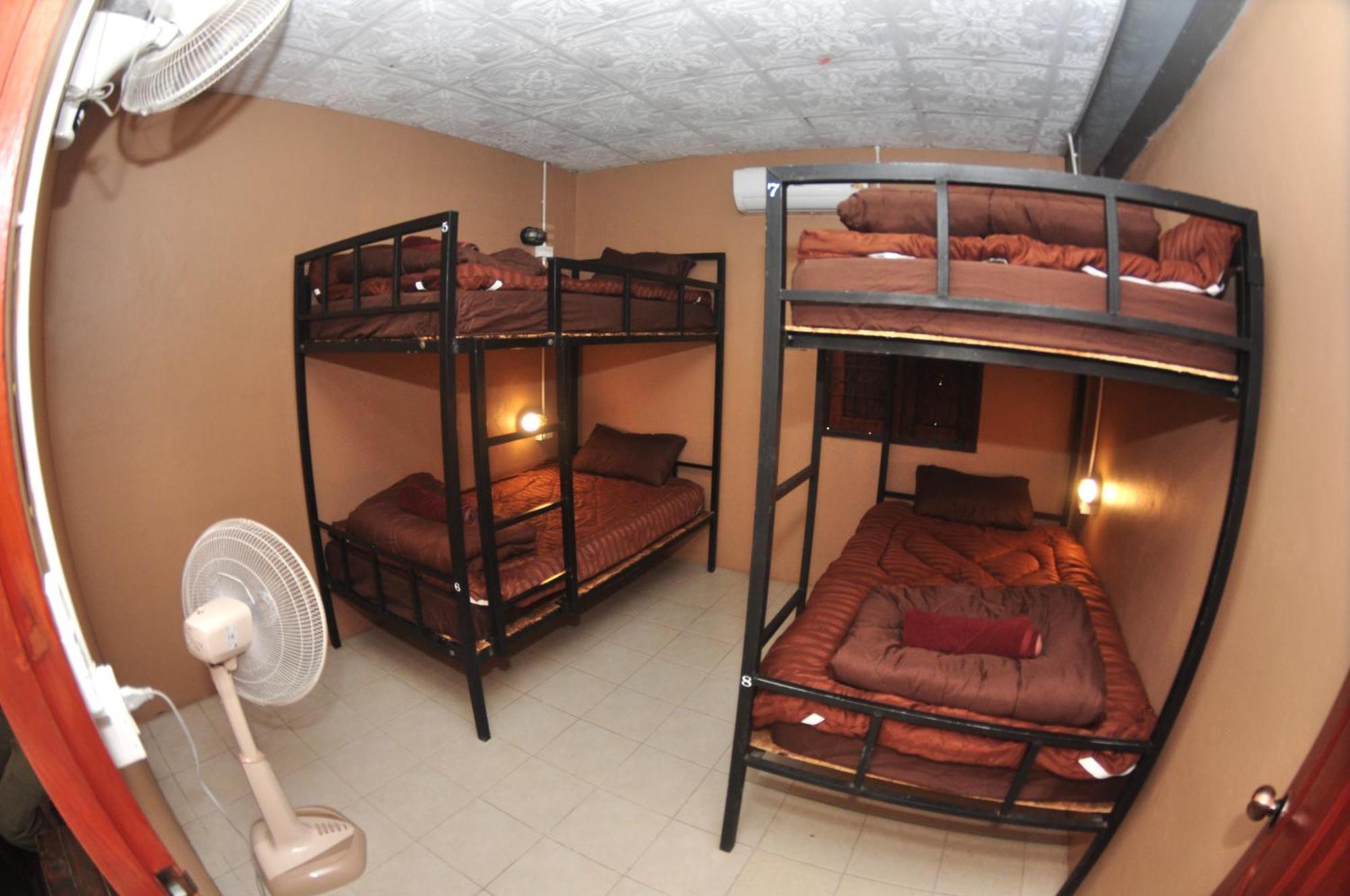 Sharky'S Hostel Paj Kültér fotó